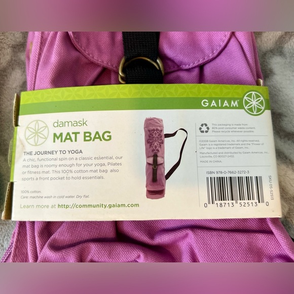 Gaiam Damask Yoga Mat Bag with Pockets – Pink/Purple - Picture 3 of 4